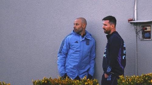 FIFA WORLD CUP MEN Trending Image: Javier Mascherano invites Lionel Messi to join Argentina at 2024 Paris Olympics